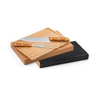 ALIOLI BOARD. Kit churrasco em caixa kraft com tábua em bambu e 2 utensílios em aço inox e bambu - 94143