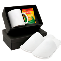 Kit Conforto com Caneca, Sachês de Chá e Chinelos