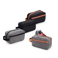 Nécessaire Personalizada em Poliéster Impermeável com Bolso Frontal – Brinde Corporativo Funcional