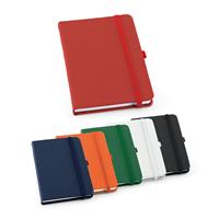 Caderno A6 em c.sintético com folhas lisas